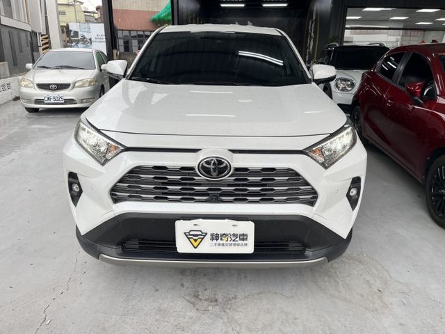 旗艦版  原板件  原廠保固中  第3張相片