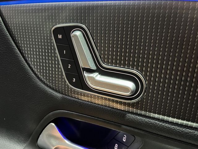 M-Benz B200 入門豪華，質感滿配，安全感滿分  第15張相片