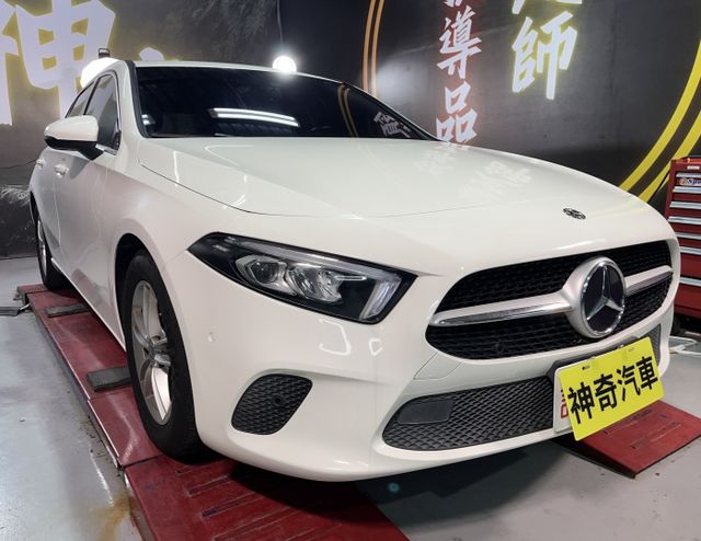 M-Benz A180 原鈑件  第2張相片