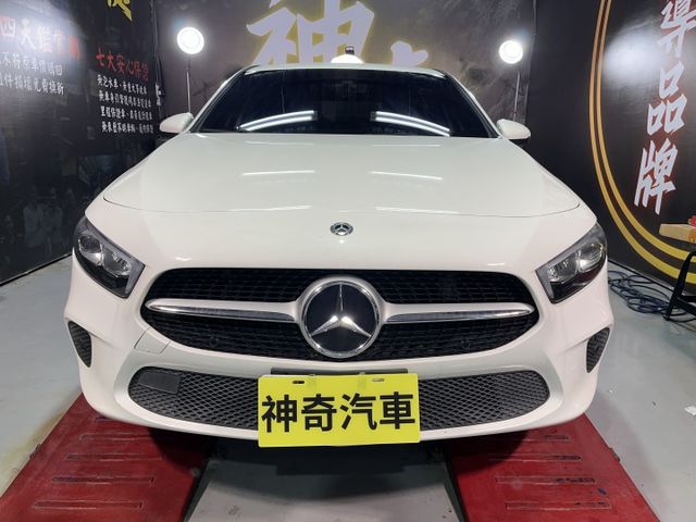 M-Benz A180 原鈑件  第3張相片