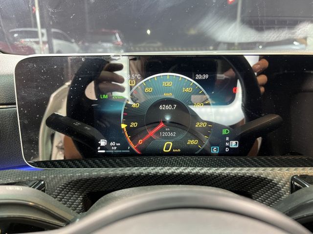 M-Benz A180 原鈑件  第10張相片