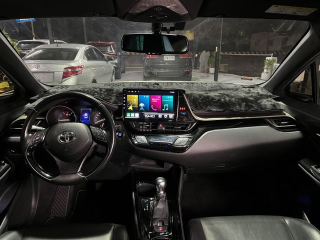 Toyota CH-R 豪華版  第8張相片
