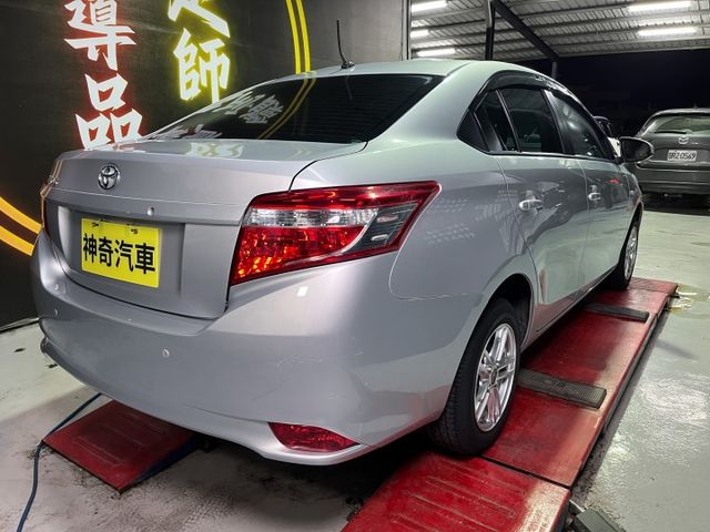 Toyota Vios 雅致 僅跑1.5萬 省油神車  第4張相片