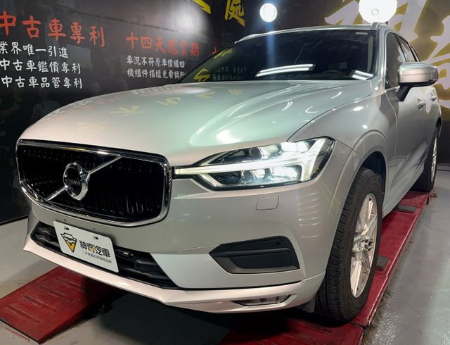 Volvo XC60 T5 Momentum 原鈑件  第1張相片