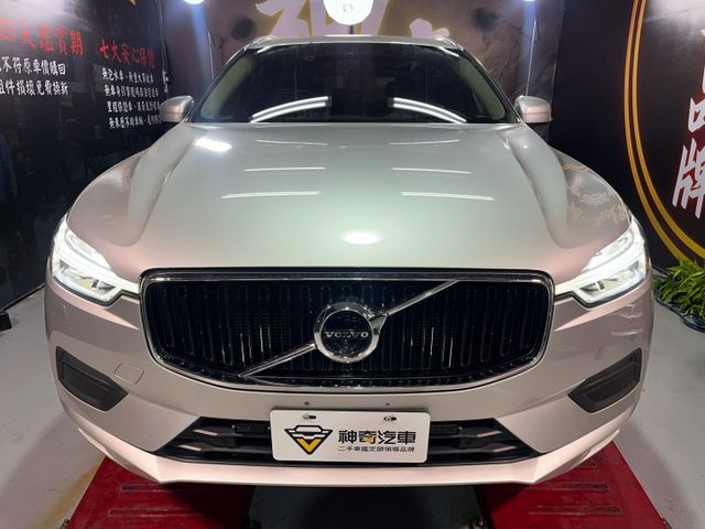 Volvo XC60 T5 Momentum 原鈑件  第2張相片