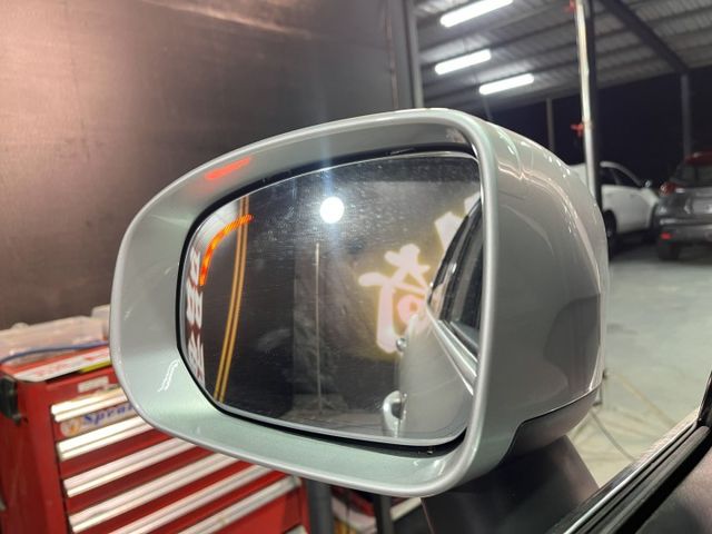 Volvo XC60 T5 Momentum 原鈑件  第15張相片