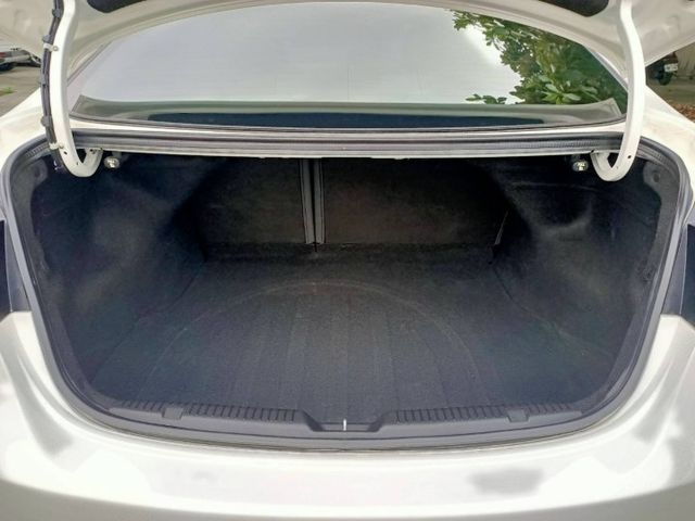EX版/帥氣外型/平價代步車/認證車/里程保證/換購全貸優惠中  第19張相片