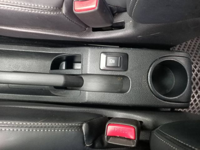 購車贈送安卓機~認證原鈑件/里程保證/胎壓偵測/車頂架/換購全貸優惠中  第6張相片