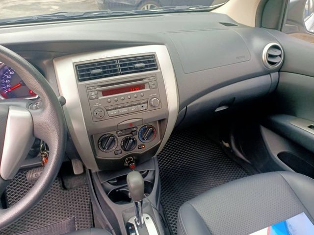 購車贈送安卓機~認證原鈑件/里程保證/胎壓偵測/車頂架/換購全貸優惠中  第7張相片