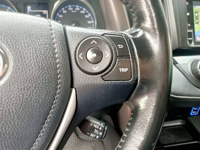 豪華版/I key/定速/環景影像/電動座椅/盲點偵測/認證車/里程保證/換購全貸優惠中  第9張相片