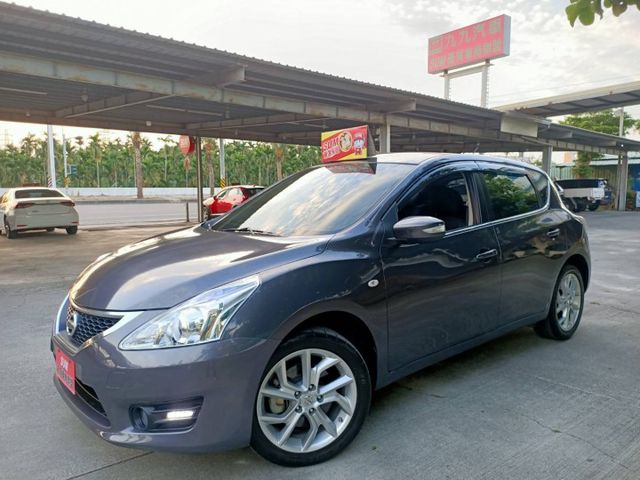 市場稀有.TURBO.渦輪引擎/I key.胎壓偵測器.行車紀錄器.倒車顯影/認證車里程保證/換購全貸皆可  第1張相片