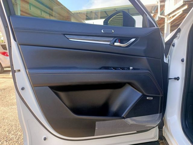 頂級旗艦版/I-KEY/環景影像/ACC跟車/車道偏移/盲點偵測系統/雙電動椅/電動尾門/全貸換購皆可  第11張相片