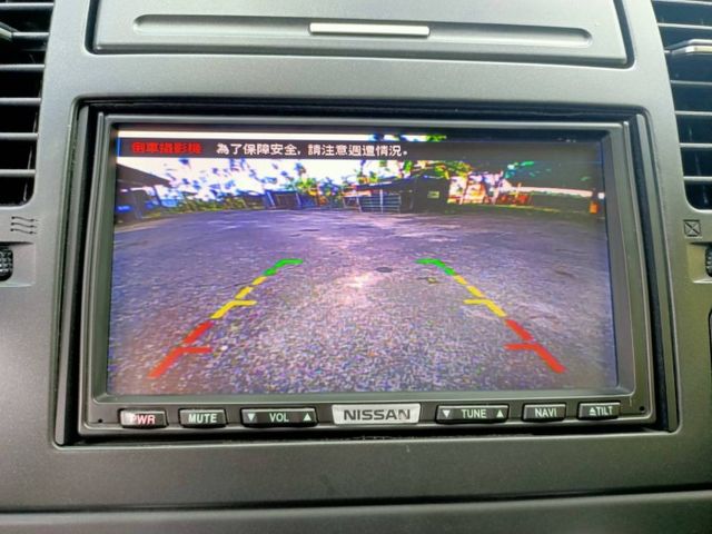 5門1.8TIIDA/便宜代步車/省油大空間/I key/定速/倒車顯影/胎壓偵測/行車記錄器/可全貸  第10張相片