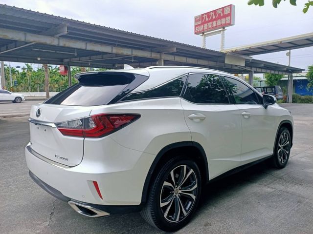 原鈑認證車/RX200T 2.0cc 旗艦版/360環景/前後電動椅/全景天窗/ABS/TCS防滑/盲點/電動尾門  第20張相片