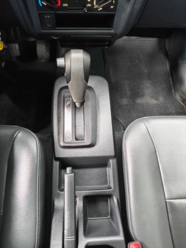 自排-原鈑認證車/只跑1萬多公里/活動伸縮篷布/升降尾門/前後行車記錄器/全配  第5張相片