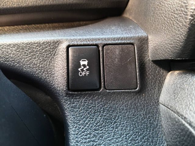 Ikey免鑰匙/恆溫空調/安卓機多功能大螢幕/原版件認證車/里程保證/提供2年5萬公里保固/可全貸換購  第9張相片