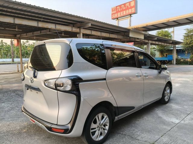 Ikey免鑰匙/恆溫空調/安卓機多功能大螢幕/原版件認證車/里程保證/提供2年5萬公里保固/可全貸換購  第20張相片