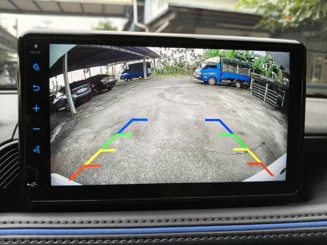 頂級潮玩版/一手車只跑1萬多公里/原廠保固中/全車原板件/電動尾門/盲點/倒車顯影/低率全貸.換購實施中  第6張相片