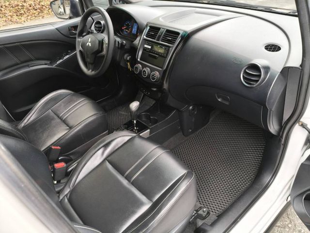 $優惠方案.裝大螢幕安卓機或折現金2選1/提供2年5萬公里保固/認證車/里程保證/全貸換購皆可  第14張相片