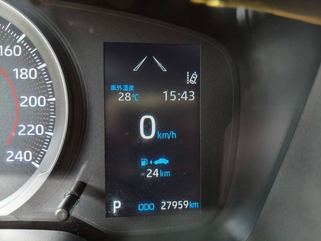 汽油豪華版/免鑰匙/摸門解鎖/盲點偵測/原廠選配270環景/ACC跟車系統/原版件認證車/可全貸換購  第4張相片