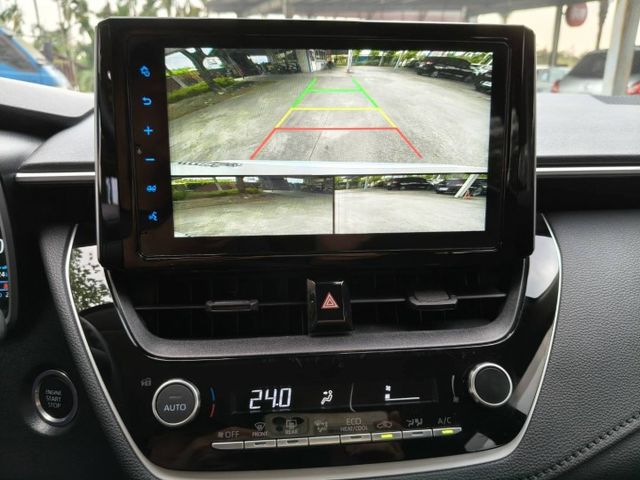 汽油豪華版/免鑰匙/摸門解鎖/盲點偵測/原廠選配270環景/ACC跟車系統/原版件認證車/可全貸換購  第6張相片