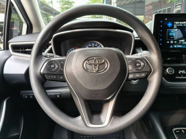 汽油豪華版/免鑰匙/摸門解鎖/盲點偵測/原廠選配270環景/ACC跟車系統/原版件認證車/可全貸換購  第7張相片