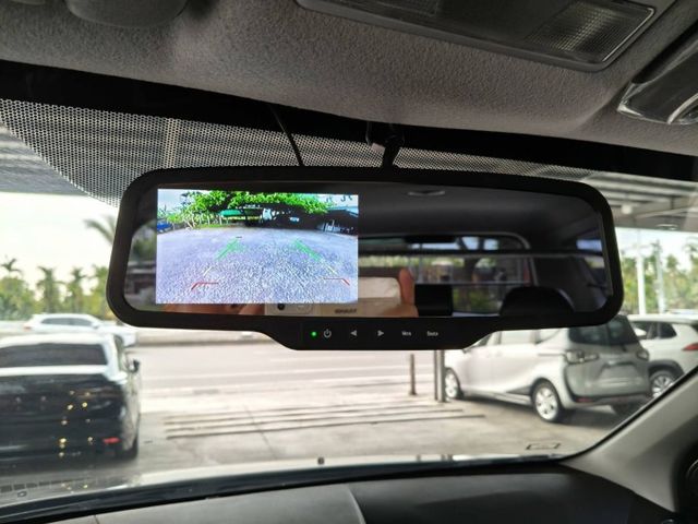 精緻型/盲點偵測/ 定速/後座出風口/電動後視鏡/客.貨.商.旅.多功能廂型車/原版認證/里程少/可全貸換購  第5張相片