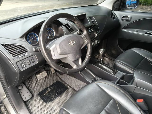 精緻型/盲點偵測/ 定速/後座出風口/電動後視鏡/客.貨.商.旅.多功能廂型車/原版認證/里程少/可全貸換購  第9張相片