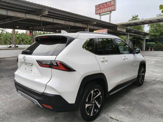 潮玩版.一手車只跑1萬多公里/原廠4年12萬公里保固/全車原板件/電動尾門/盲點偵測/低率全貸.換購實施中  第20張相片