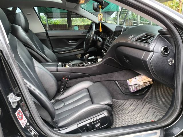 2015/06出廠~2016/01領牌/帥氣640i/車質非常漂亮/原版件認證/市場稀有/要買動作快/低率全貸.換購  第14張相片