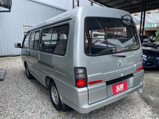 中華 得利卡 兩人座貨車版  空間平整好改裝 露營商用都合適  第5張相片