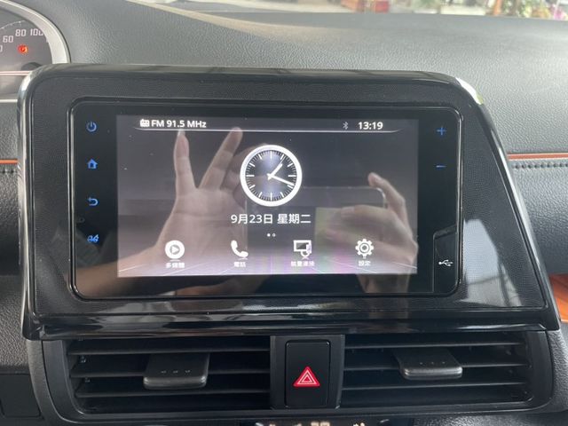 豪華版   一手車 原廠保養 七人座大空間 吸門雙滑門 家庭接送出遊首選  第7張相片