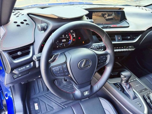 UX200 F SPORT 勁化版 汽油 F 版最頂級 市場稀有 低里程 實跑四萬公里 原廠保養完整  第7張相片