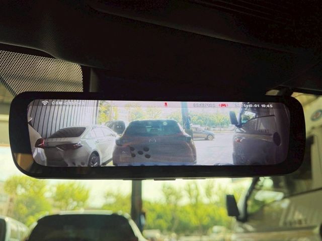 UX200 F SPORT 勁化版 汽油 F 版最頂級 市場稀有 低里程 實跑四萬公里 原廠保養完整  第11張相片