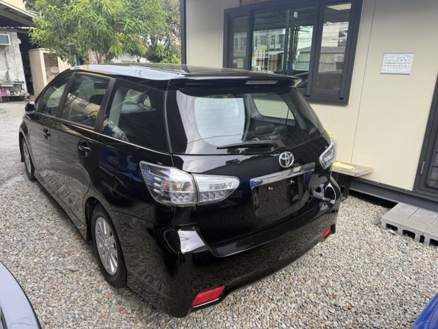 小改款末代 七人座大空間 二三排可平整化 可躺兩位大人 家庭出遊實用首選  第3張相片