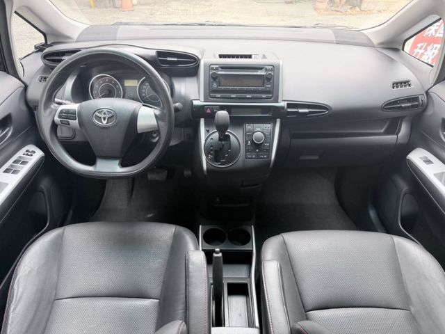 小改款末代 七人座大空間 二三排可平整化 可躺兩位大人 家庭出遊實用首選  第8張相片