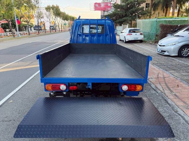 2016 現代 PORTER 波特 小霸王｜2.5T 六輪柴油｜油壓尾門｜一手原鈑件  第9張相片