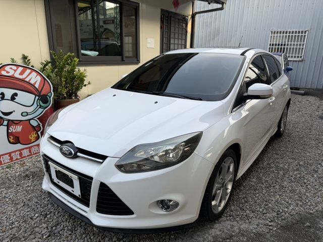 FOCUS  S版運動型 最頂級 鋼性強 底盤穩 操控佳 五門空間好用  第1張相片