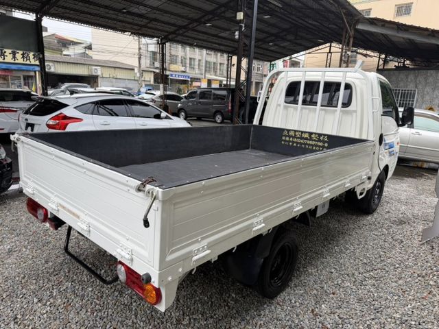 六輪柴油 低里程 只跑四萬公里 五期免加尿素 省油有力 商用首選  第4張相片