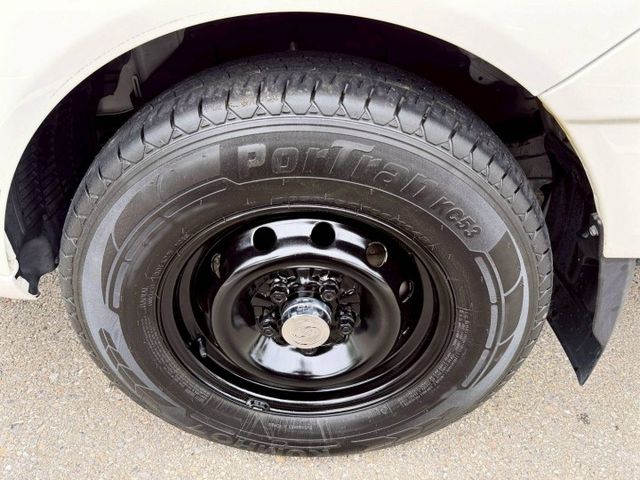 六輪柴油 低里程 只跑四萬公里 五期免加尿素 省油有力 商用首選  第9張相片