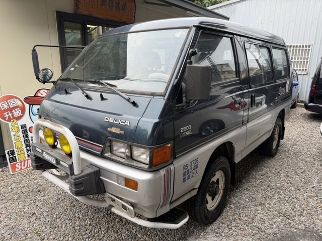 特殊稀有車4WD，四輪傳動，柴油低里程  第1張相片