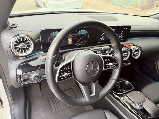 CLA200 Shooting Brake 五門獵跑 總代理 低里程  內外如新 現省新車差價  第4張相片