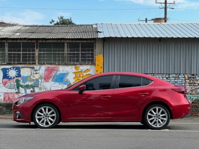 MAZDA馬自達 MAZDA 3  第2張相片