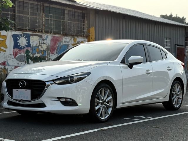 MAZDA馬自達 MAZDA 3  第1張相片