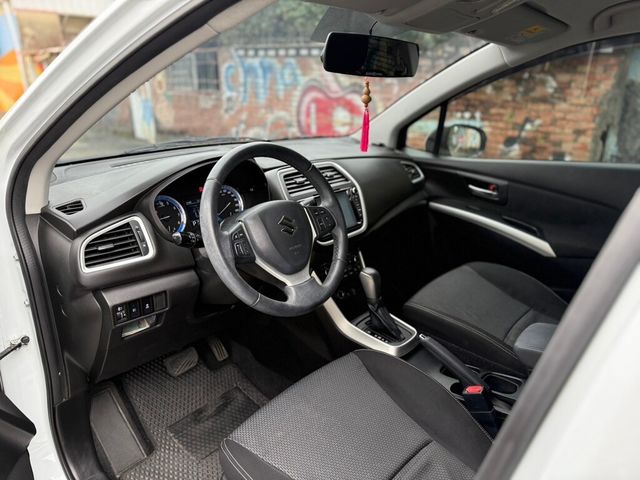 SUZUKI鈴木 SX4  第5張相片
