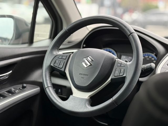 SUZUKI鈴木 SX4  第7張相片