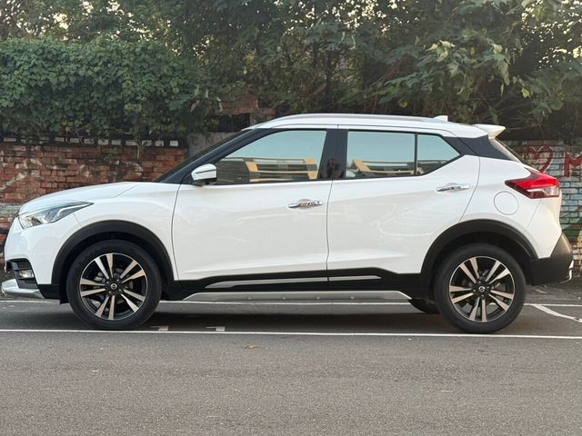 NISSAN日產 KICKS  第2張相片