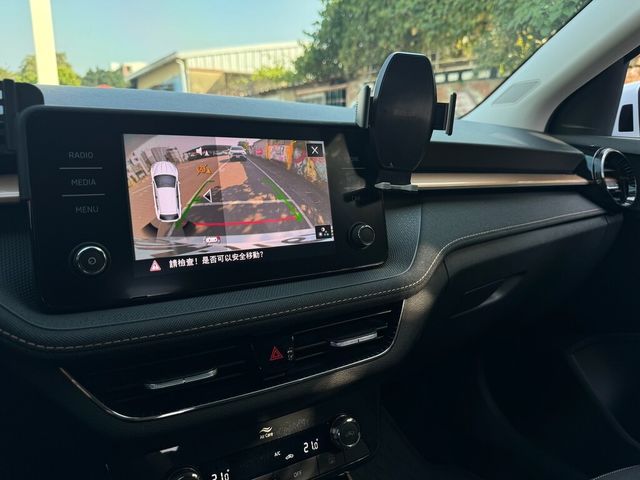 SKODA司科達 FABIA  第5張相片