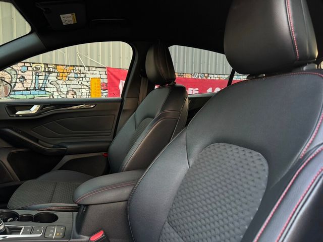 FORD福特 FOCUS  第11張相片