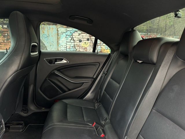 M-BENZ賓士 CLA250  第8張相片